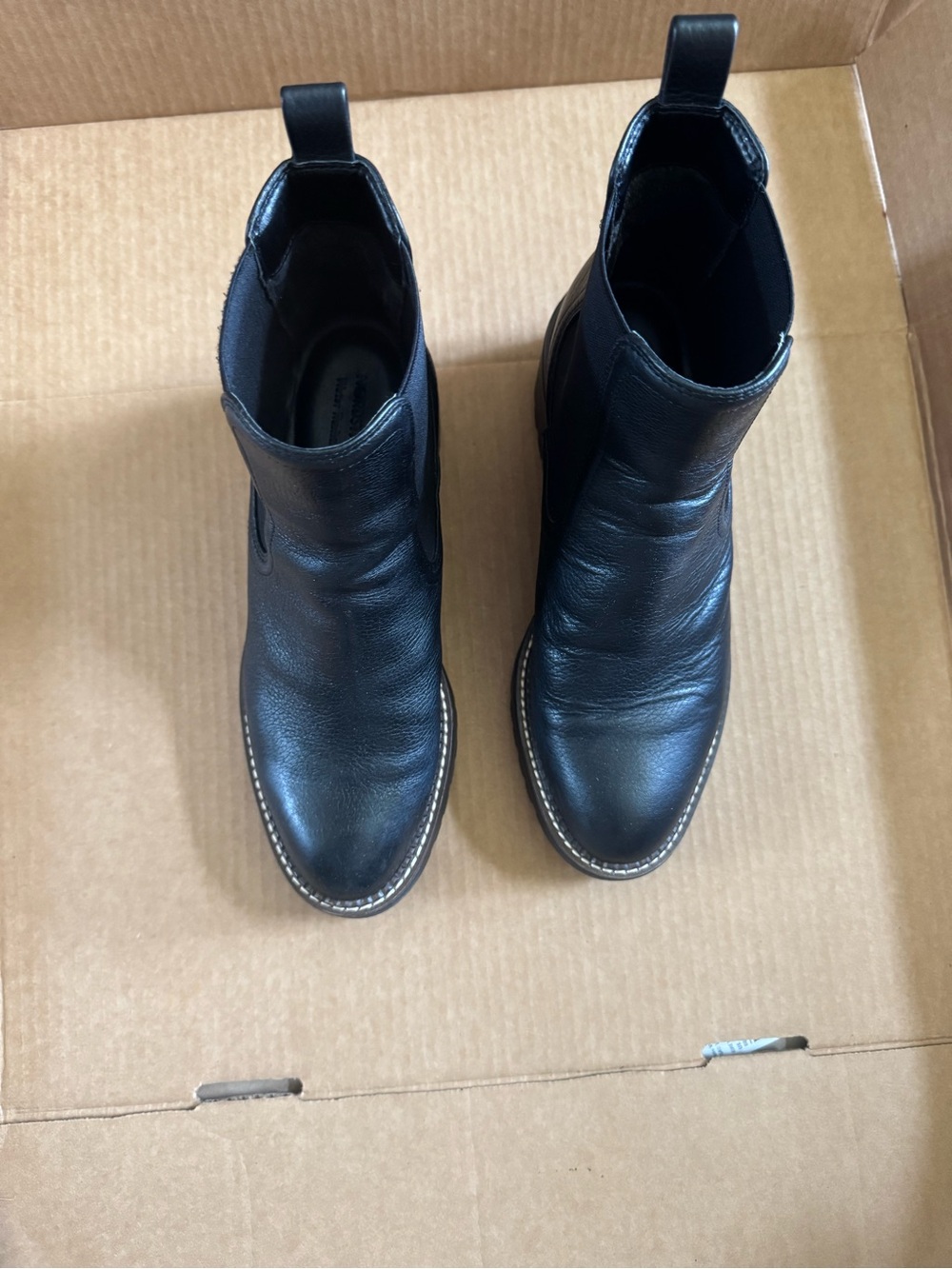 Nordstrom Black Leather Women's Chelsea Ankle Boots - Picture 6 of 9